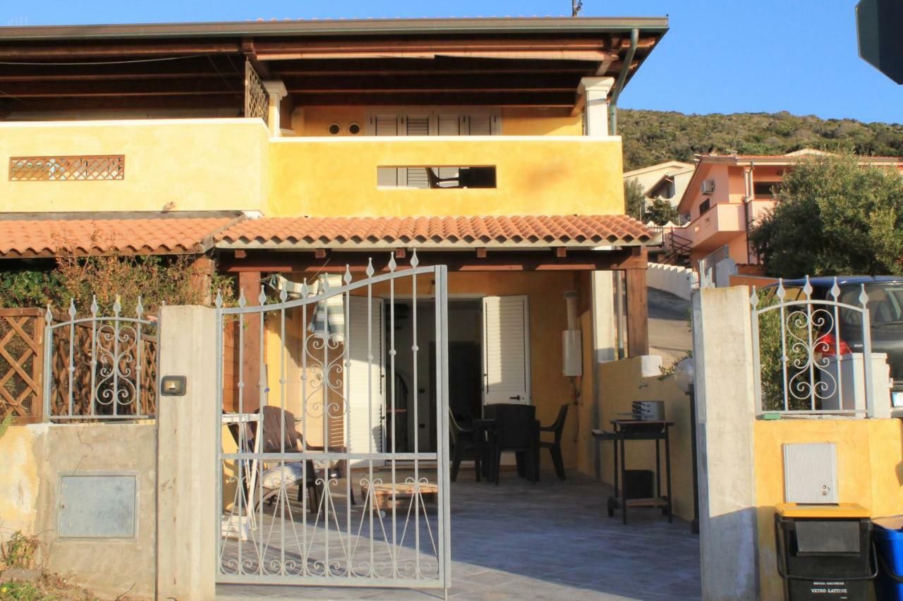 Ferienwohnung La Casa Di Angelo Tresnuraghes Exterior foto